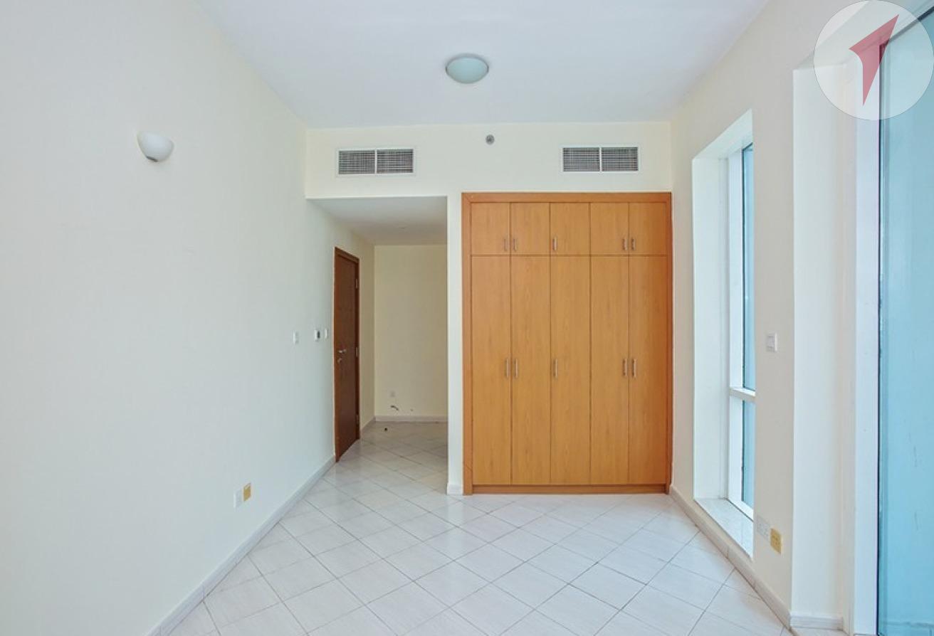 Spacious l Huge Layout l Vacant Soon photo 7