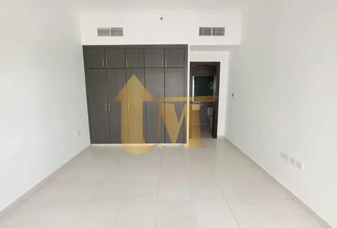 77390737 - Property Image 2