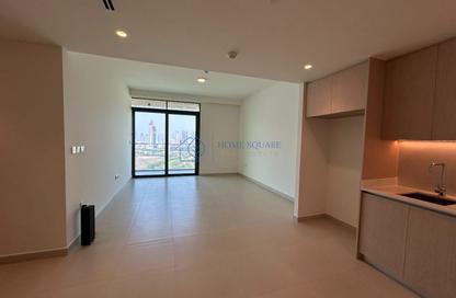 Apartment - 2 - 2 for sale in Golf Heights - The Views - Dubai