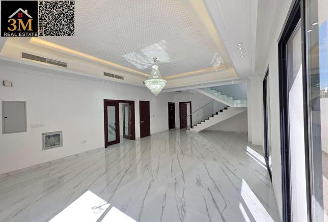 72720098 - Property Image 2