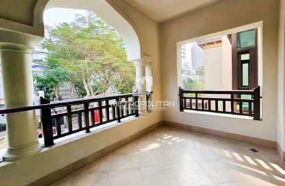 Apartment - 2 Bedrooms - 3 Bathrooms for rent in Tajer Residences - The Old Town Island - Old Town - Downtown Dubai - Dubai