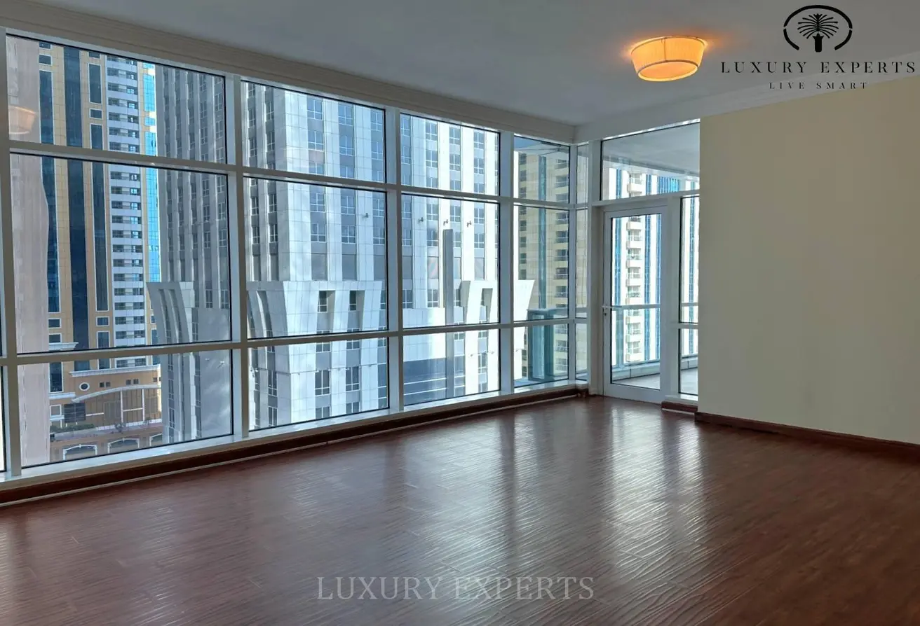155591368 - Property Main Image