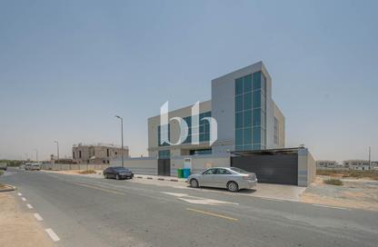 Villa - 4 - 6 for sale in Nasma Residence - Al Tai - Sharjah