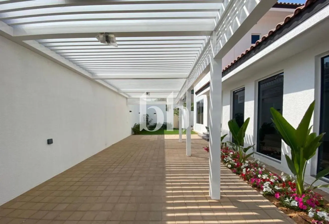 103698955 - Property Main Image