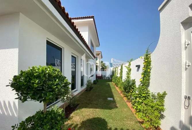 103698955 - Property Image 2