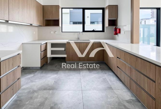 121545343 - Property Image 3