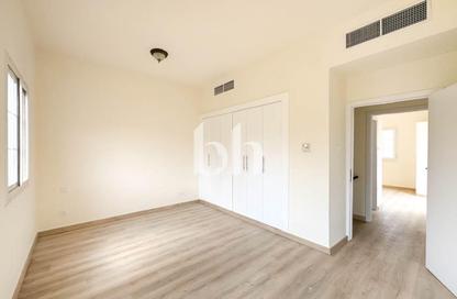 Townhouse - 3 Bedrooms - 4 Bathrooms for rent in Springs 12 - The Springs - Dubai