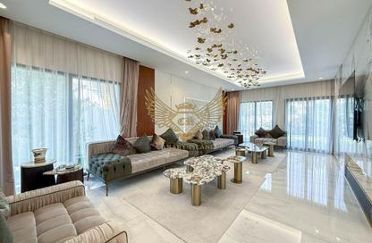 Villa - 4 Bedrooms - 4 Bathrooms for rent in Meadows 1 - Meadows - Dubai