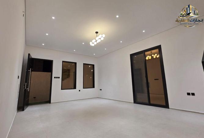 128358013 - Property Image 2