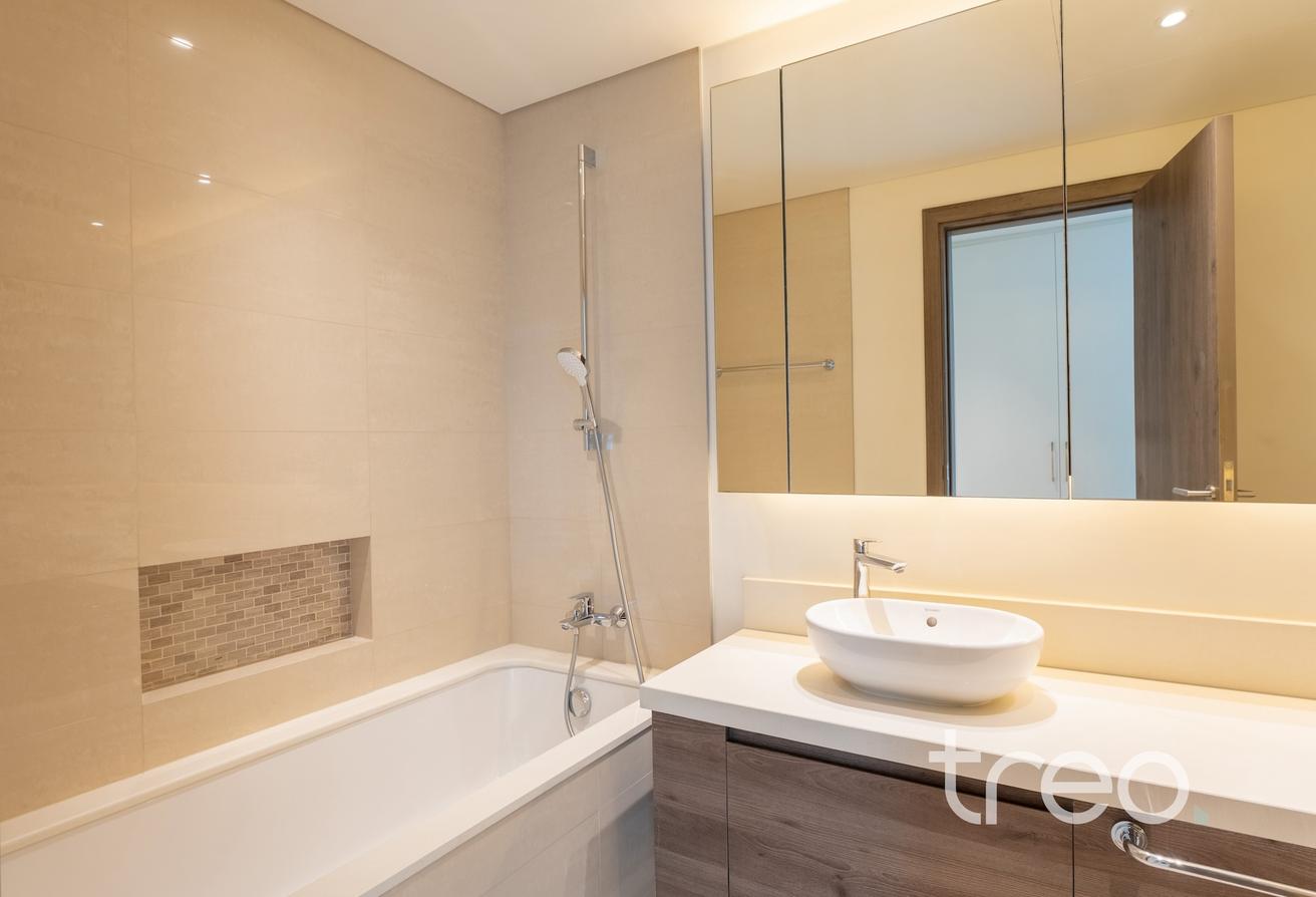 Skyline views | Maid room | Vacant photo 23