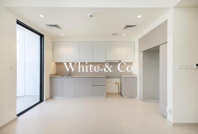 2P8taevIf3Y - Property Main Image