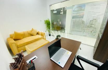 Office Space - Studio - 1 Bathroom for rent in Red Avenue - Al Garhoud - Dubai