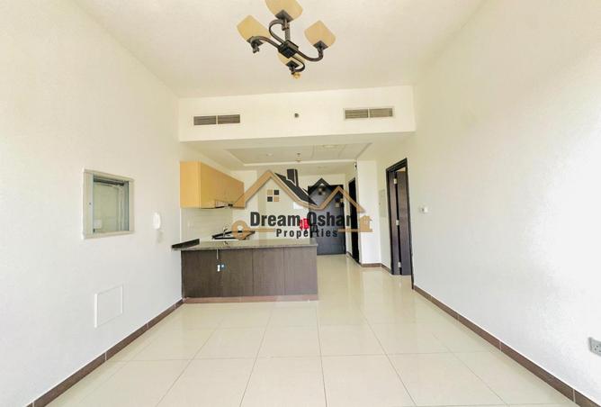 121093411 - Property Image 2