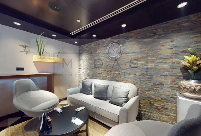 87051923 - Property Image 2