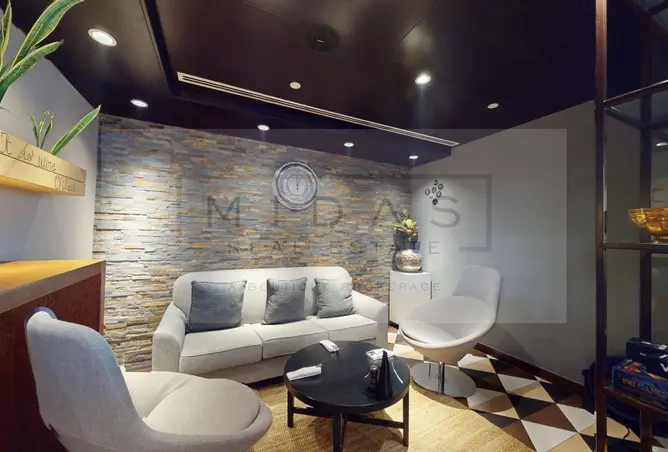 87051923 - Property Image 3