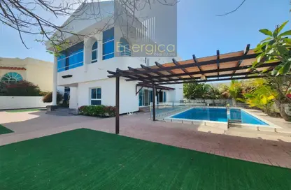 Villa - 5 Bedrooms - 6 Bathrooms for rent in Umm Suqeim 2 Villas - Umm Suqeim 2 - Umm Suqeim - Dubai