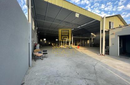 Warehouse - Studio - 3 Bathrooms for rent in Al Qusais Industrial Area 1 - Al Qusais Industrial Area - Al Qusais - Dubai
