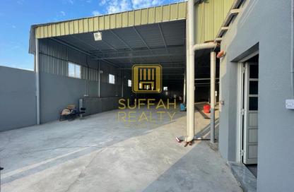Warehouse - Studio - 3 Bathrooms for rent in Al Qusais Industrial Area 1 - Al Qusais Industrial Area - Al Qusais - Dubai