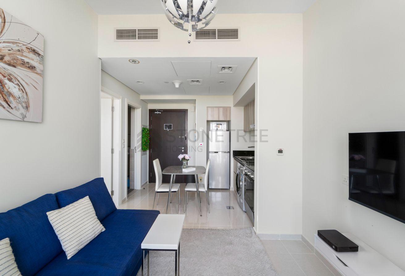 12 CHEQUES | Near Golf | High Floor photo 5