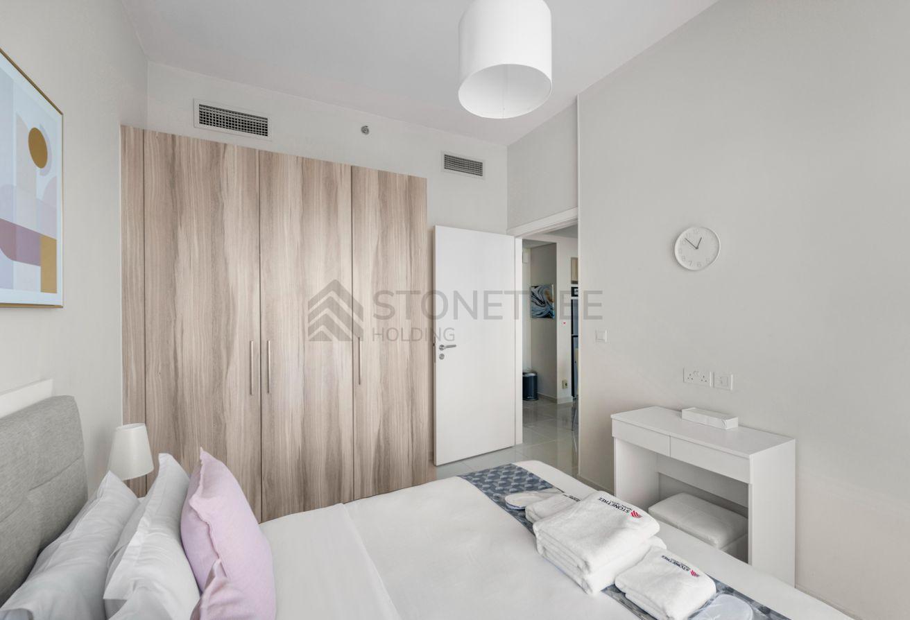 12 CHEQUES | Near Golf | High Floor photo 8