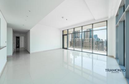Apartment - 3 - 4 for rent in Boulevard Crescent Tower 1 - BLVD Crescent - Downtown Dubai - Dubai