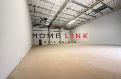Warehouse - Studio for rent in Al Sajaa S - Al Sajaa - Sharjah