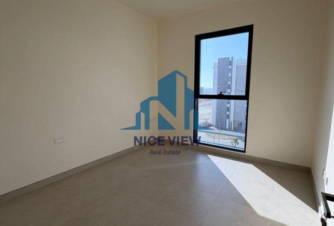 127464271 - Property Image 2