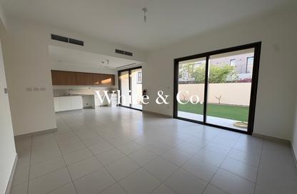 Villa - 4 - 4 for rent in Parkside 1 - Emaar South - Dubai South (Dubai World Central) - Dubai Villa - 4 - 4 for rent in Parkside 1 - Emaar South - Dubai South (Dubai World Central) - Dubai