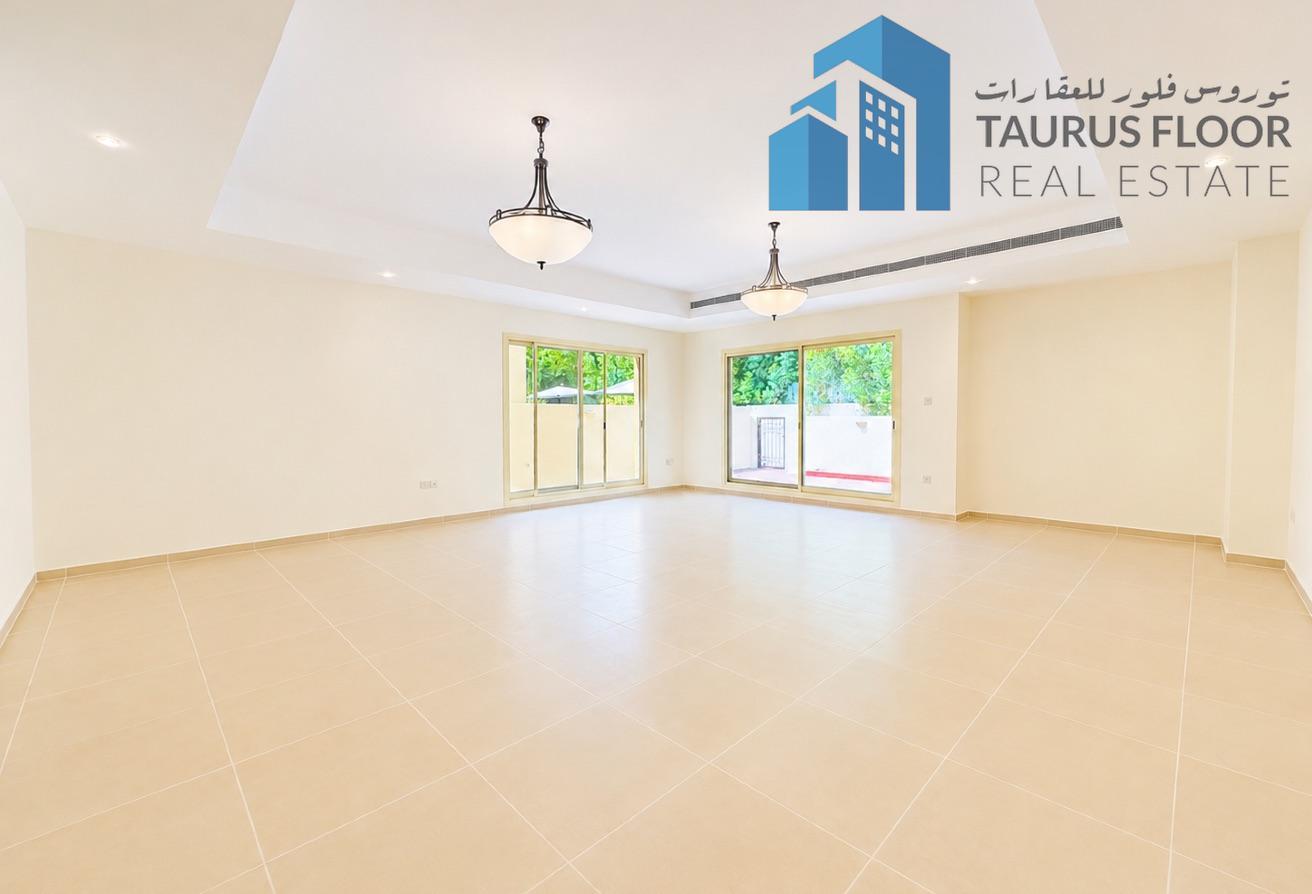 Elegant 3 Bed Villa | For Family |Gym Pool Parking photo 3