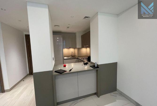 76582315 - Property Image 3