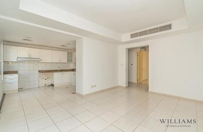 Villa - 2 Bedrooms - 3 Bathrooms for sale in Springs 11 - The Springs - Dubai