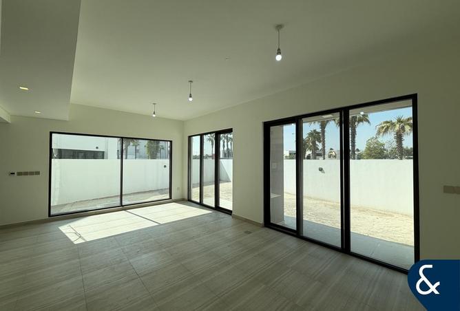 56124800 - صورة العقار 3