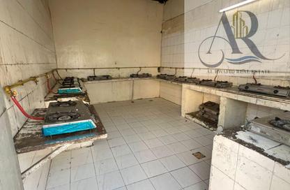 Labor Camp - Studio - 7+ for rent in Al Sajaa S - Al Sajaa - Sharjah