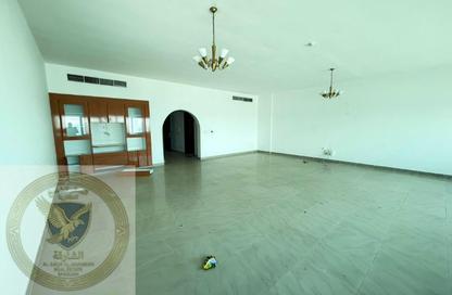 Apartment - 3 Bedrooms - 4 Bathrooms for rent in Al Mamzar Tower - Al Mamzar - Sharjah - Sharjah Apartment - 3 Bedrooms - 4 Bathrooms for rent in Al Mamzar Tower - Al Mamzar - Sharjah - Sharjah