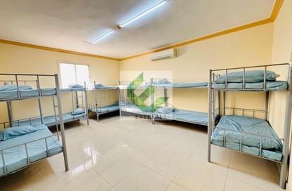 Labor Camp - Studio - 7+ Bathrooms for rent in M-33 - Mussafah Industrial Area - Mussafah - Abu Dhabi