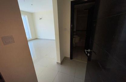 Apartment - 3 Bedrooms - 4 Bathrooms for rent in Al Khan Lagoon Tower - Al Khan Lagoon - Al Khan - Sharjah Apartment - 3 Bedrooms - 4 Bathrooms for rent in Al Khan Lagoon Tower - Al Khan Lagoon - Al Khan - Sharjah