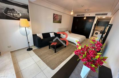 Apartment - Studio - 1 for rent in Goldcrest Views 2 - JLT Cluster J - Jumeirah Lake Towers - Dubai Apartment - Studio - 1 for rent in Goldcrest Views 2 - JLT Cluster J - Jumeirah Lake Towers - Dubai