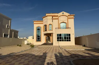 فيلا - 6 غرف نوم - 8 حمامات للايجار في مدينة الرياض - أبوظبي