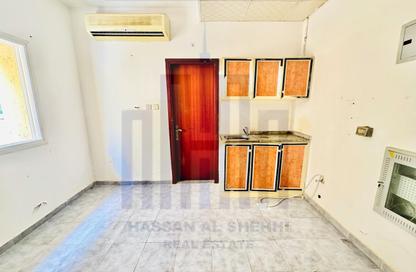 Apartment - Studio - 1 Bathroom for rent in Muwailih Building - Muwaileh - Sharjah