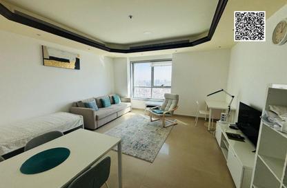 Apartment - 1 Bedroom - 1 Bathroom for rent in Corniche Tower - Ajman Corniche Road - Ajman