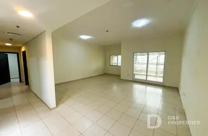 Apartment - 2 Bedrooms - 3 Bathrooms for sale in Mazaya 27 - Queue Point - Liwan - Dubai Land - Dubai