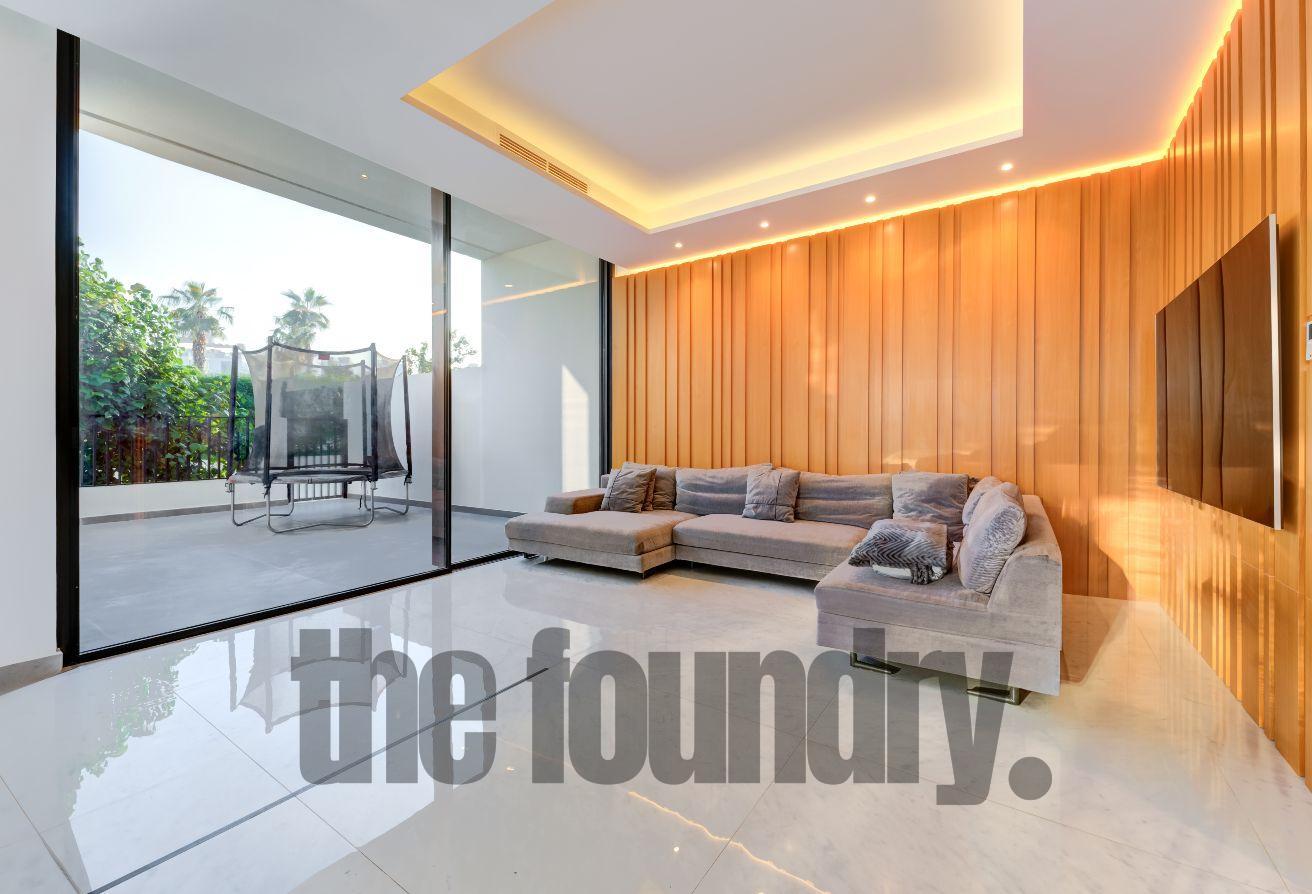 Furnished Villa with Lagoon Views - Exclusive photo 22