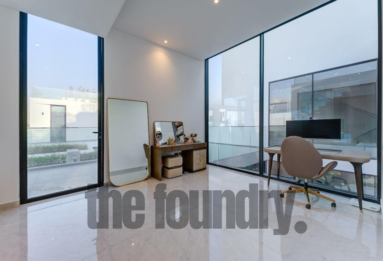 Furnished Villa with Lagoon Views - Exclusive photo 15