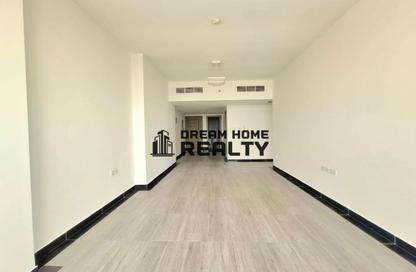 Apartment - 3 Bedrooms - 3 Bathrooms for rent in City Gate Tower - Al Taawun - Sharjah Apartment - 3 Bedrooms - 3 Bathrooms for rent in City Gate Tower - Al Taawun - Sharjah