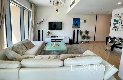 Apartment - 1 Bedroom - 2 Bathrooms for sale in Golf Tower 1 - Golf Towers - The Views - Dubai