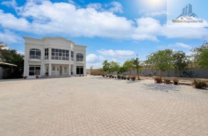Villa - 5 - 7 for rent in Nad Al Sheba 2 - Nad Al Sheba - Dubai