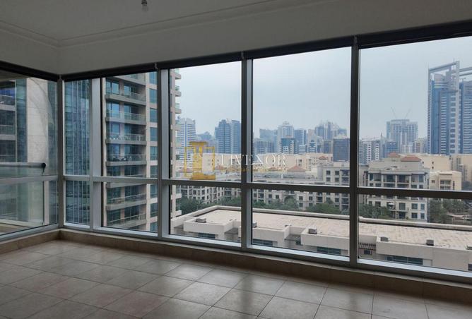 63652421 - Property Image 3