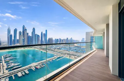 Apartment - 2 Bedrooms - 2 Bathrooms for sale in Marina Vista Tower 2 - Marina Vista - EMAAR Beachfront - Dubai Harbour - Dubai