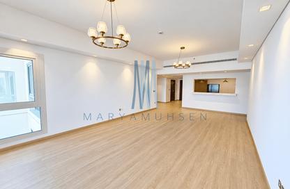 Apartment - 3 - 3 for rent in Marina Residences 6 - Marina Residences - Palm Jumeirah - Dubai