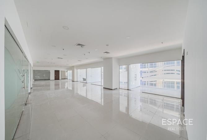135620841 - Property Image 3